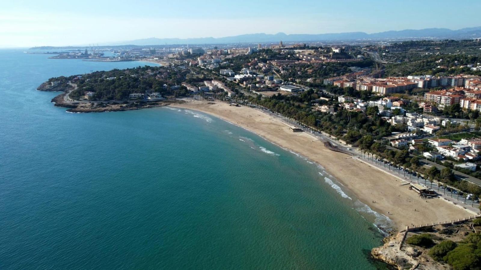 Apartment In Front Of Arrabassada Beach Tarragona Exterior foto